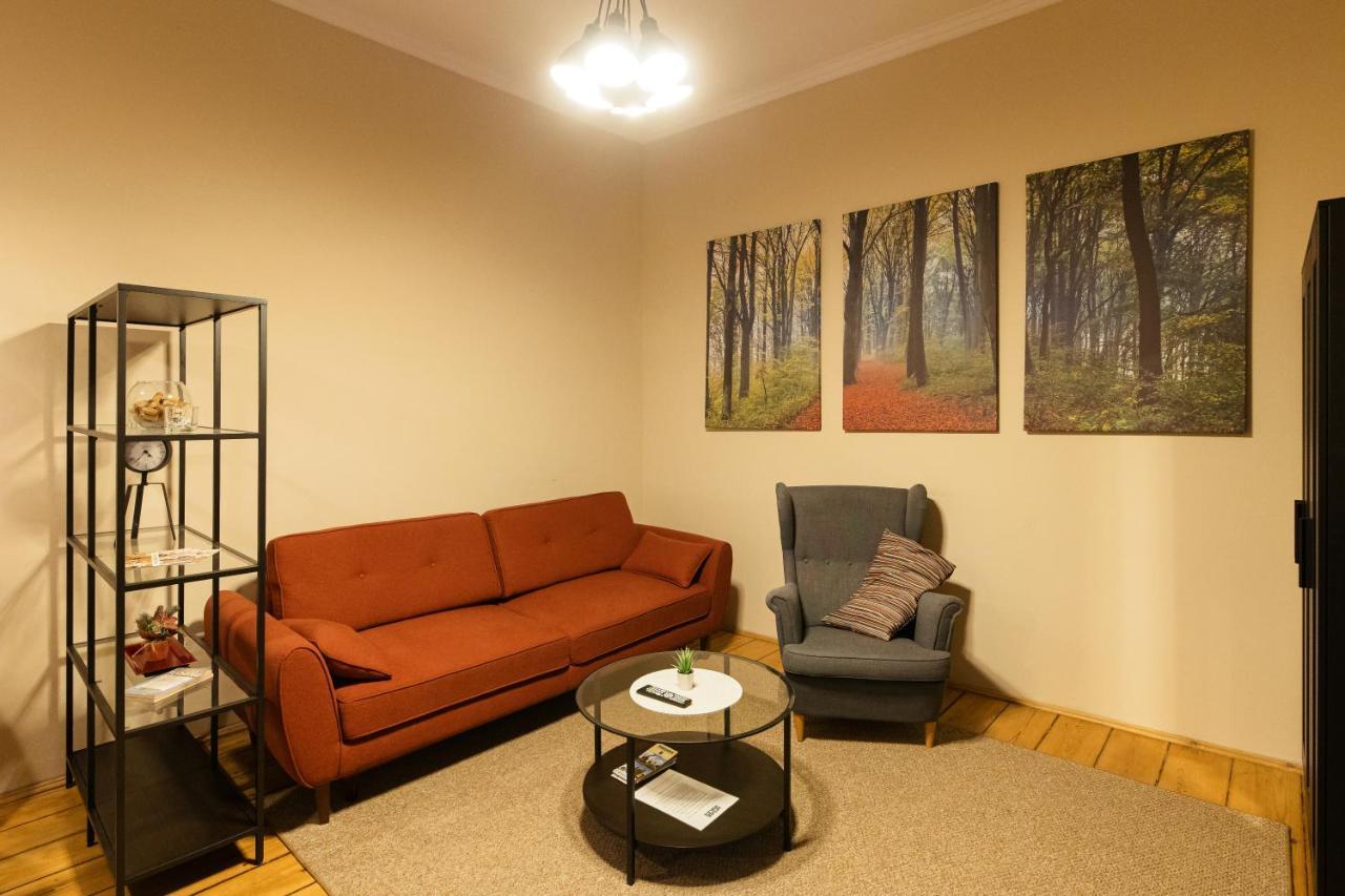 Chic Apartment In Historical City Center Timisoara Exterior photo
