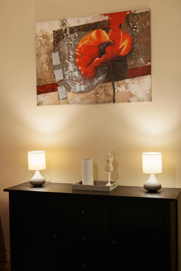 Chic Apartment In Historical City Center Timisoara Exterior photo